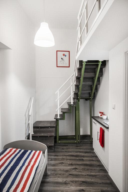 Eleven Apartments Будапеща Екстериор снимка